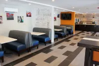 เบสท์เวสเทิร์นพลัส โบว์ลิ่งกรีน