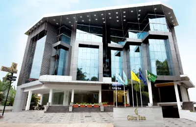 Royal Plaza Glitz Inn Hotels near Chethukadavu Play Ground