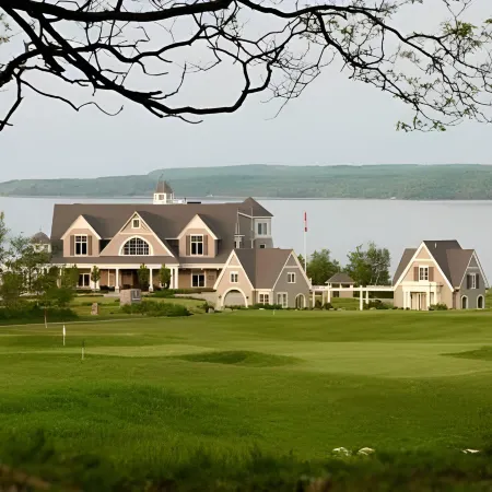 The Inn at Cobble Beach