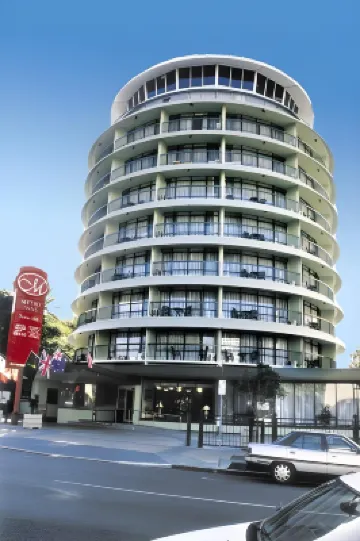 โรงแรมแมดิสัน ทาวเวอร์มิลล์ โรงแรมใน