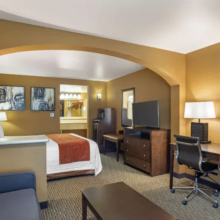 Best Western Exeter Inn  Suites