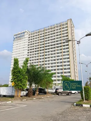 Skyview Apartement by Kayu Lawang Hotels near Indomaret Simpang Selayang