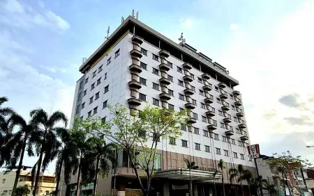 Royal Asia Hotel
