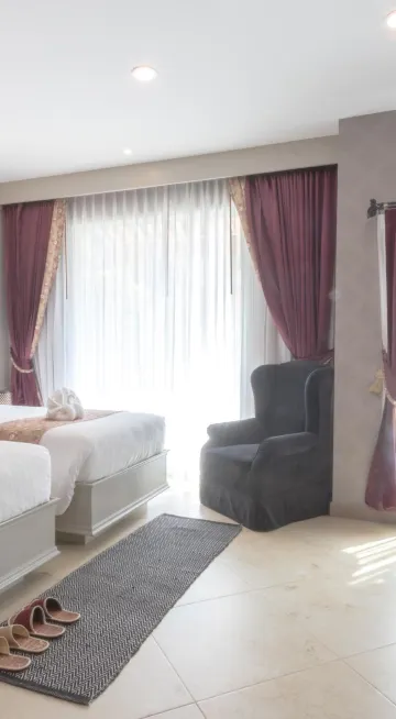 ห้องเตียงแฝดพร้อมวิวสระว่ายน้ำ