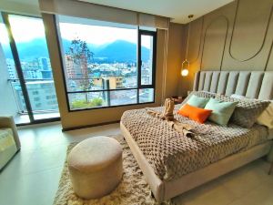 Luxury Carolina Quito Coliving Ecuador