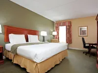 Holiday Inn Express & Suites Conover (Hickory Area)