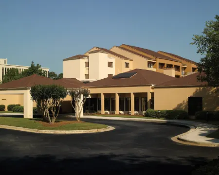 Courtyard Atlanta Executive Park/Emory Hotels in Brookhaven