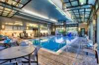 Courtyard Pigeon Forge
