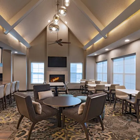 Residence Inn Austin the Domain Area Отели рядом с достопримечательностью «Торговый центр The Arboretum»