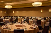 Sheraton Sioux Falls & Convention Center - breakfast
