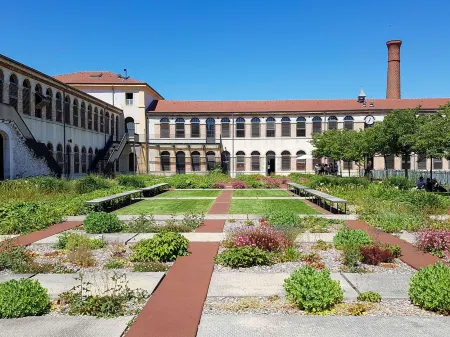 Ibis Styles Romans Valence Gare TGV Отели в г. Пейрю