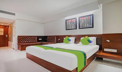 Treebo Cherry Tree Hotels in Palasia