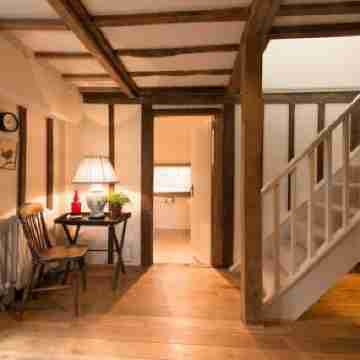 Navigation Cottage on the Historic Sea Lock Overlooking the Nature Reserve Rooms