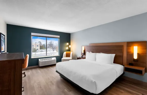 芬頓貝斯特韋斯特SureStay Plus酒店