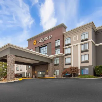 La Quinta Inn & Suites by Wyndham Sevierville / Kodak Отели в г. Севьервилл