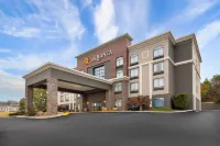 La Quinta Inn & Suites by Wyndham Sevierville / Kodak