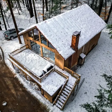 Good Friday Chalet | Walk to Village + Cranmore Mt