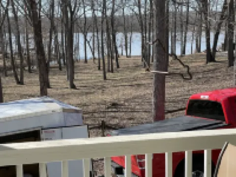 Beautiful Cottage -Water Front+dock+Big Bear Bay