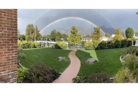 Adorable Fully Restored 1895 Pioneer House Отели в г. Прово