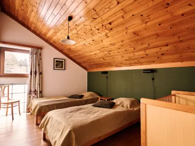 Au Bord du Lac 2 Hôtels à : 