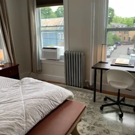 Boston 2Bd Kg-Qn Bds entire unshared space near Harvard, MIT Subway w/parking