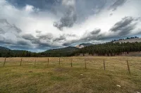 ⭐ Northern Montana Yurt-WiFi-smart tv  ⭐