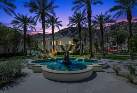 #243466 Beautiful Townhome located in La Quinta Resort Legacy Villas 3BD Отели рядом с достопримечательностью «Библиотека Ла Куинта»