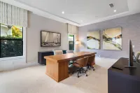 LUXURIOUS MANSION WITH 5 SUITES ON THE WATER!!