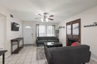 Entire 2 bedroom unit downstairs, family owned.