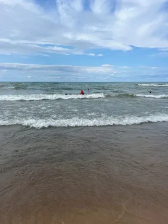 Sweet Stay By-The-Lake in Michigan City with AC, WiFi