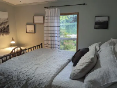 Lake House with Swimming and Kayaks Hotels in Branch County