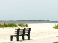 Peaceful Gulf Getaway - Close to Old Town Bay St Louis
