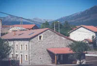 Rural Dove. Hotels near Camping Liébana