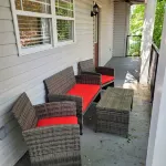 Walk to Stadium/Strip/Downtown! 2 bd/2 bath, Off-street parking!