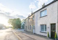 Cosy Cumbrian cottage for your country escape - pet friendly!