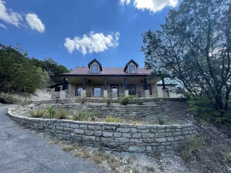 Hill Country Ranch Retreat on Chalk Mountain