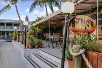 Luxury Waterfront at Galion Resort in Old Town