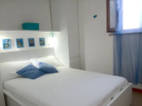 Charming and Cozy Little House in the Center of Pomonte, Just Steps from the Sea