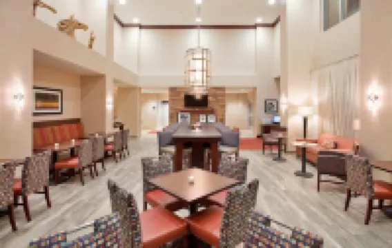 Hampton Inn & Suites Omaha Southwest-La Vista
