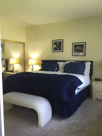 Desert Falls Country Club Отели рядом с достопримечательностью «Десерт Спрингс Голф Клаб»