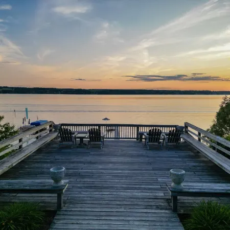 Sunset Beach Lake House on Beautiful Owasco Lake - Great Family Summer Retreat!