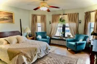 Crescentia House -1884 Victorian!