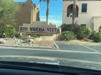 3 bedroom with den  BBQ, Firepit, with WiFi, AC in awesome Needles
