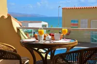 Apartment PLAYA -sea view -near the beach -4 persons -WiFi -pool Hotel a Costa Calma