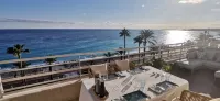 Exceptional waterfront apartment (2022) in Nice