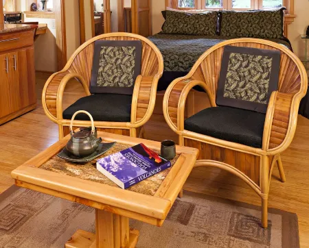 Volcano Places Laukapu Forest Cottage