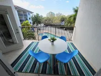 ★Cozy Beach Escape★ 0.9 miles from Clams Pass Beach !
