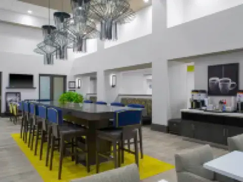 ハンプトン  イン & スイーツ アーバイン  オレンジ カウンティ エアポート アーバインのホテル