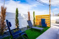 Casa del Sol: Chic Family Home with Heatable Private Pool & Guest House