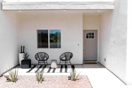 Newly Built Home with Mountain Views perfect for your next Desert Escape